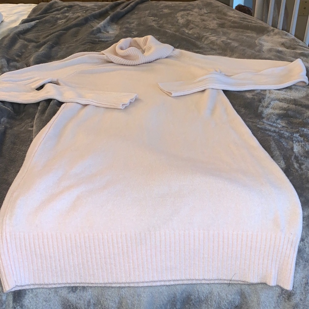 Pink sweater dress - Picture 3 of 3